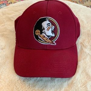 Top Of The World Florida Seminoles Mesh Embroidered Memory Fit Cap